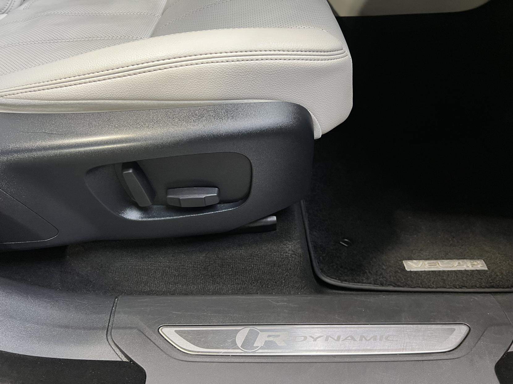 Land Rover Range Rover Velar 2.0 P250 R-Dynamic S SUV 5dr Petrol Auto 4WD Euro 6 (s/s) (250 bhp)