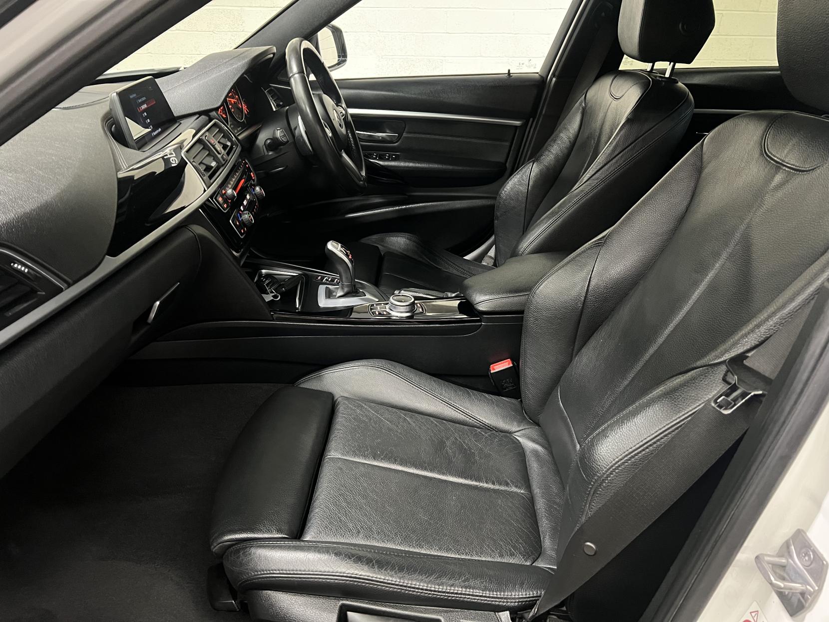 BMW 3 Series 2.0 320d M Sport Shadow Edition Touring 5dr Diesel Auto Euro 6 (s/s) (190 ps)