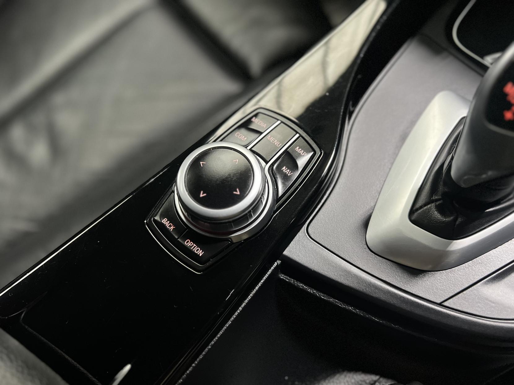 BMW 3 Series 2.0 320d M Sport Shadow Edition Touring 5dr Diesel Auto Euro 6 (s/s) (190 ps)