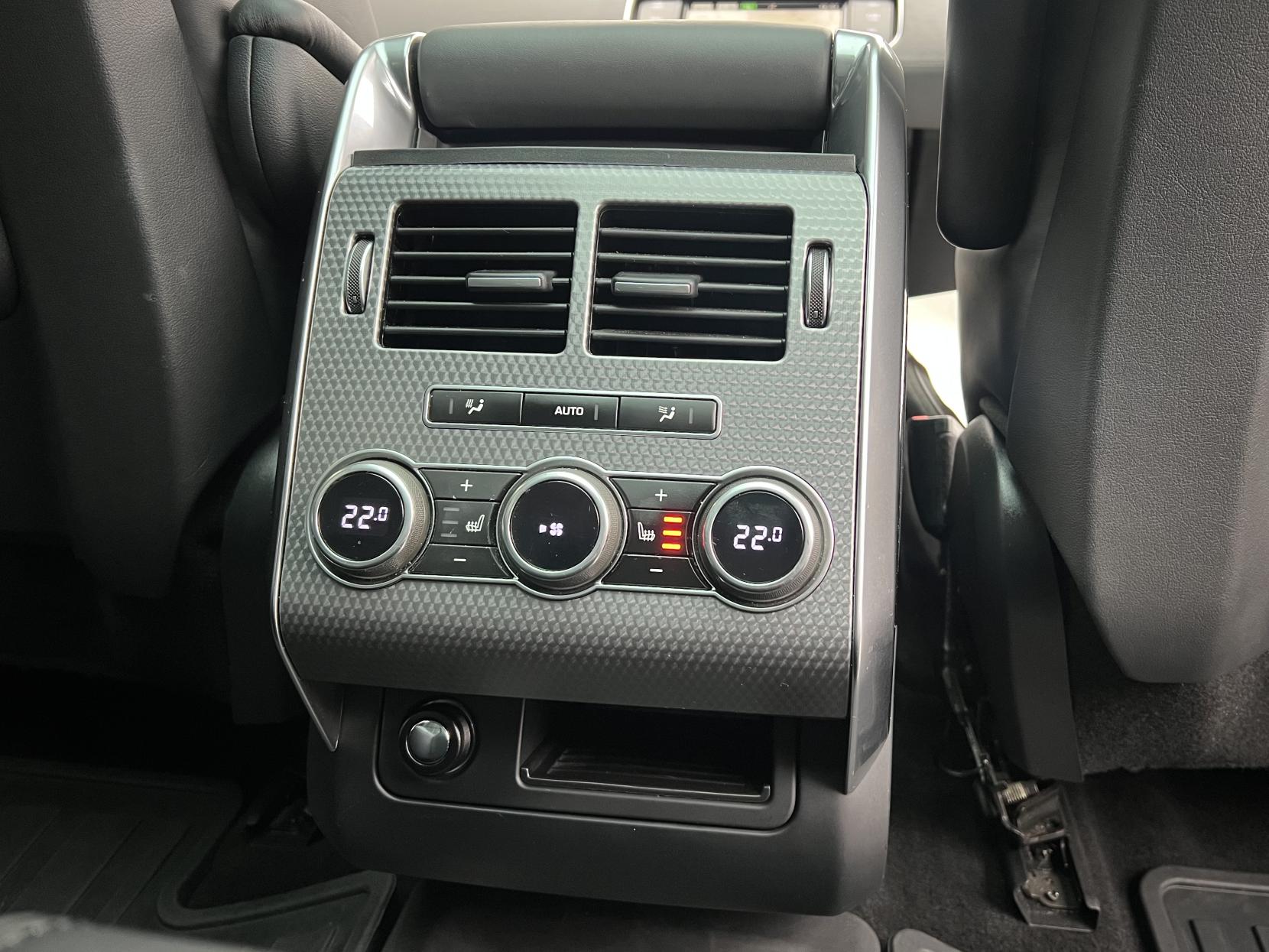 Land Rover Range Rover Sport 3.0 SD V6 Autobiography Dynamic SUV 5dr Diesel Auto 4WD Euro 5 (s/s) (306 ps)