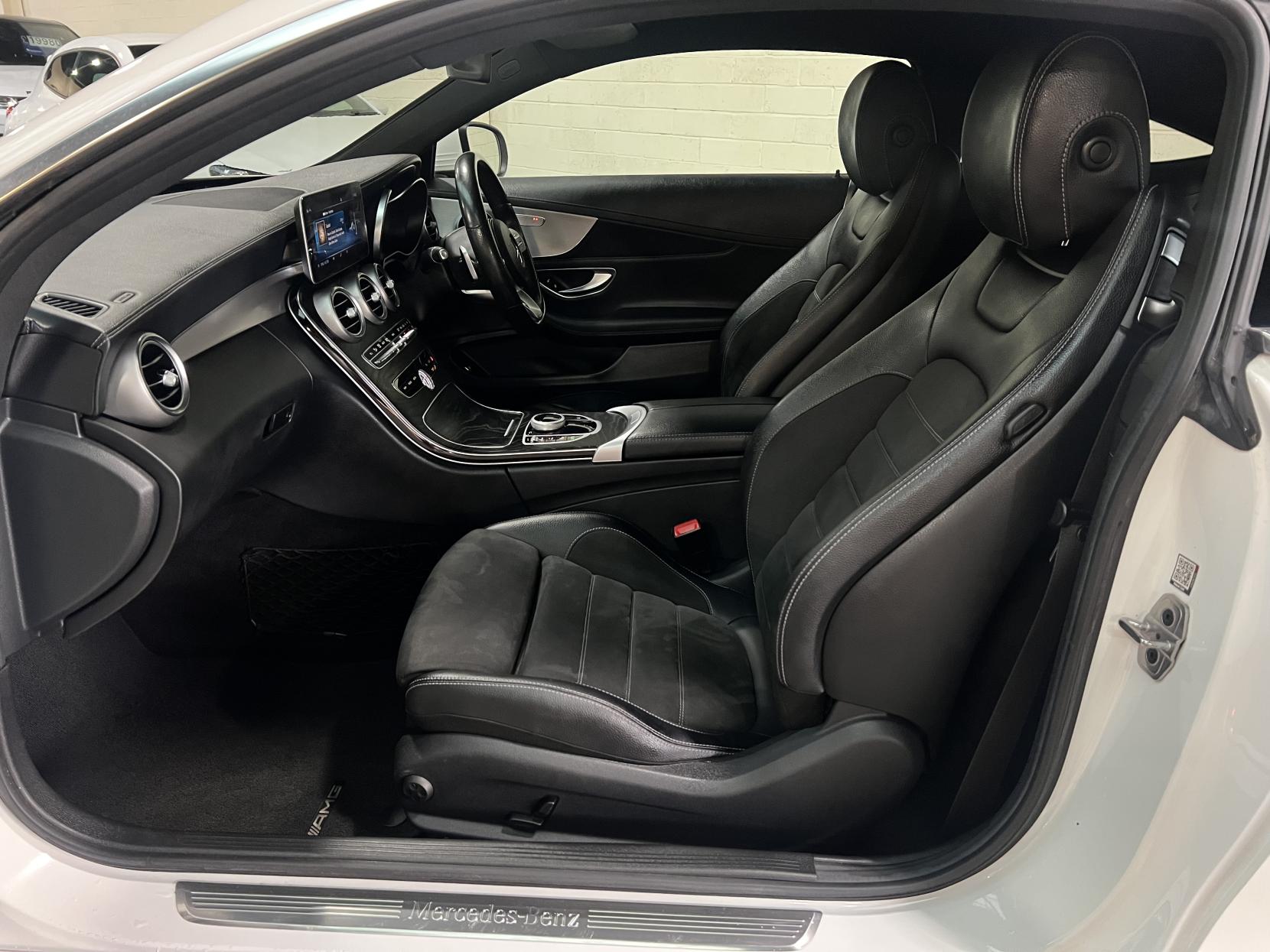 Mercedes-Benz C Class 2.0 C220d AMG Line Coupe 2dr Diesel G-Tronic+ Euro 6 (s/s) (194 ps)