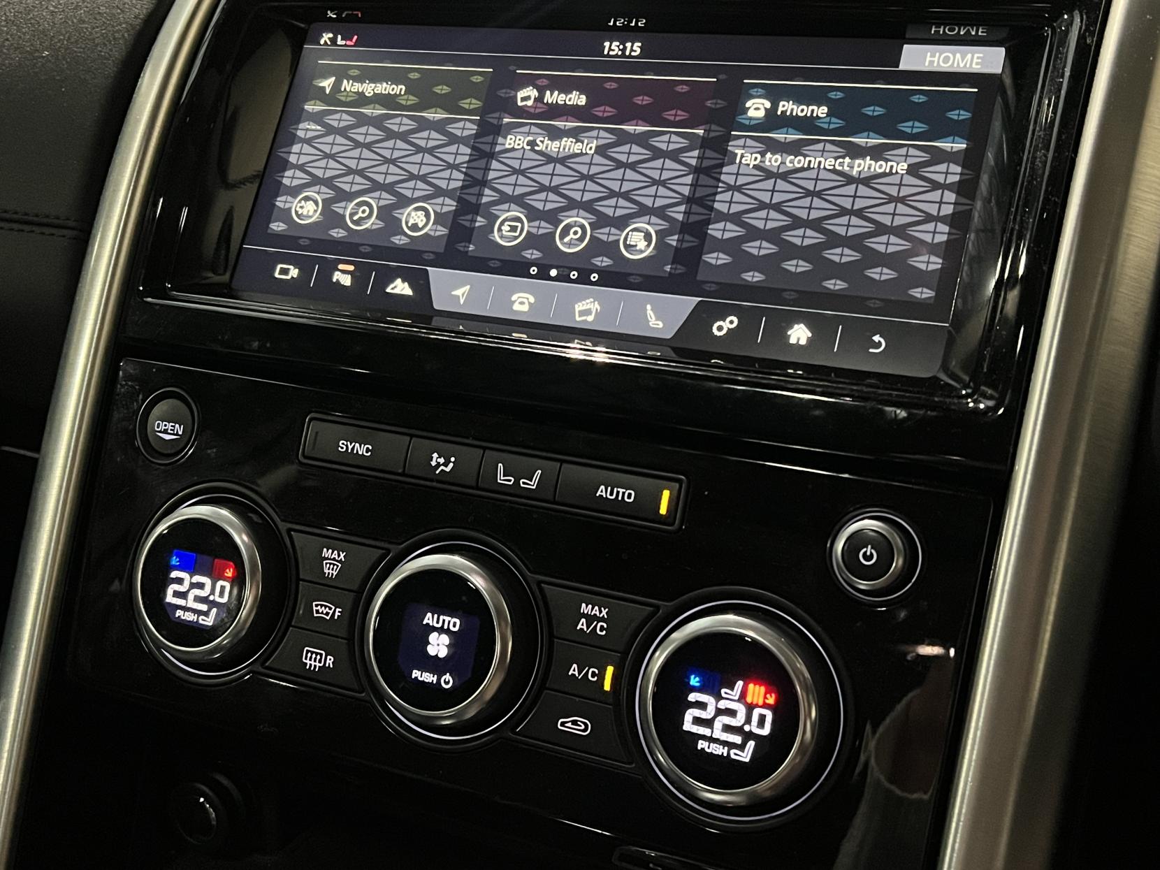 Land Rover Discovery 3.0 TD V6 HSE SUV 5dr Diesel Auto 4WD Euro 6 (s/s) (258 ps)