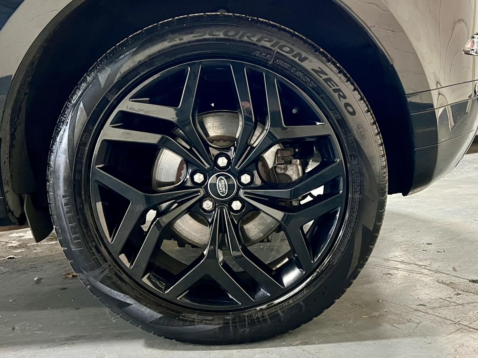 Land Rover Range Rover Evoque 1.5 P300e 12.2kWh R-Dynamic SE SUV 5dr Petrol Plug-in Hybrid Auto 4WD Euro 6 (s/s) (309 ps)