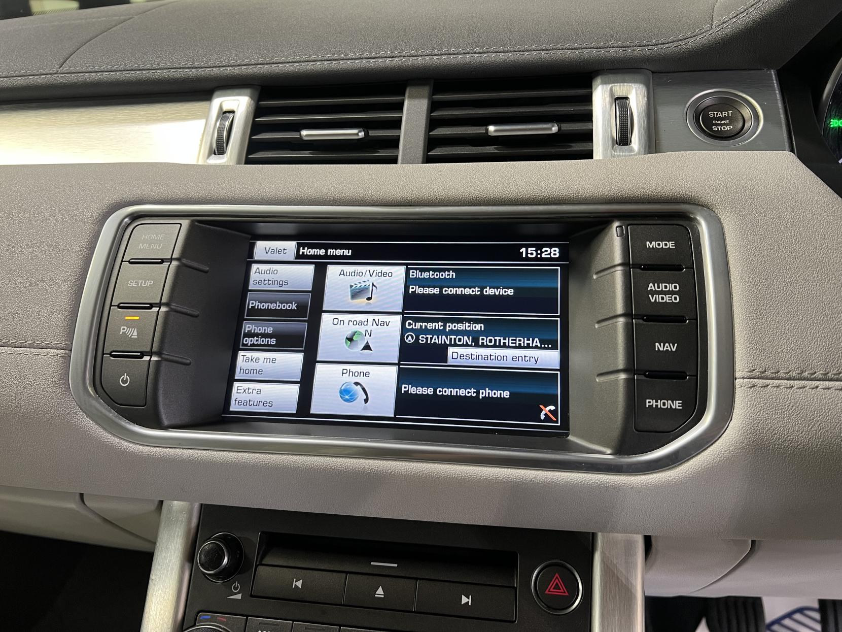 Land Rover Range Rover Evoque 2.2 SD4 Pure Tech SUV 5dr Diesel Manual 4WD Euro 5 (s/s) (190 ps)