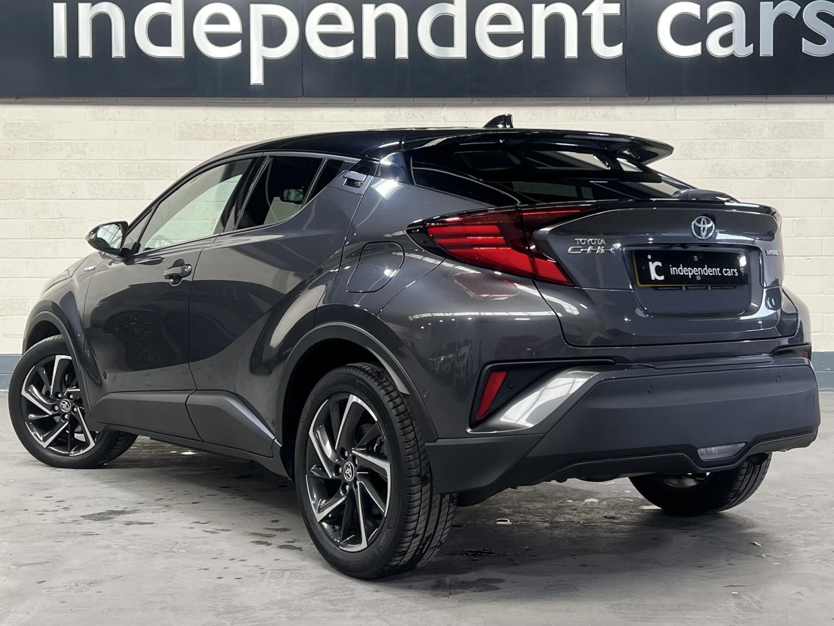 Toyota C-HR 1.8 VVT-h Dynamic SUV 5dr Petrol Hybrid CVT Euro 6 (s/s) (122 ps)