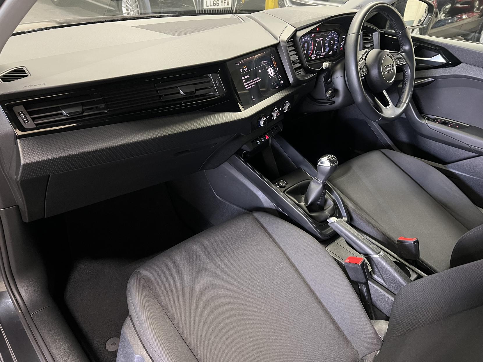 Audi A1 1.0 TFSI 25 Technik Sportback 5dr Petrol Manual Euro 6 (s/s) (95 ps)