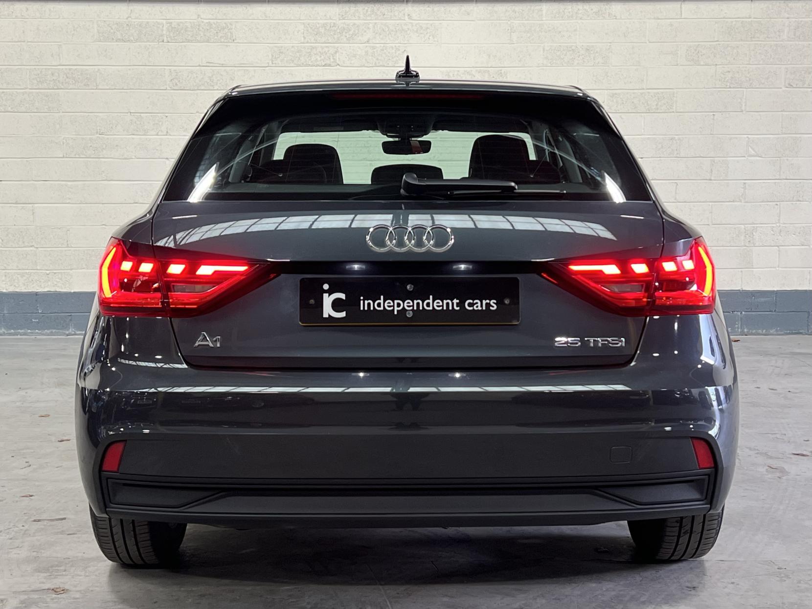 Audi A1 1.0 TFSI 25 Technik Sportback 5dr Petrol Manual Euro 6 (s/s) (95 ps)